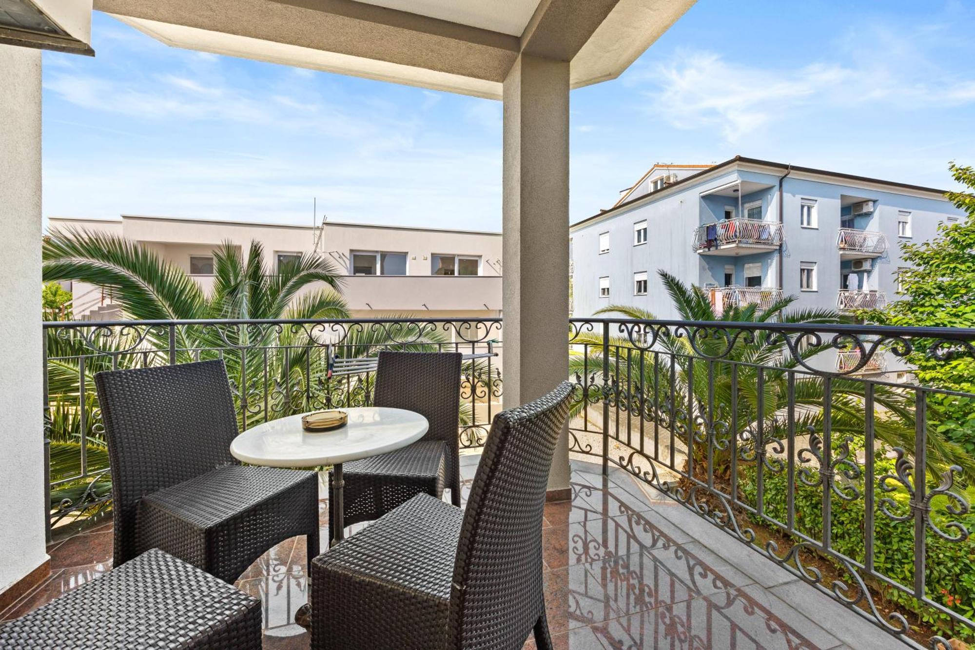 Armin Apartment *